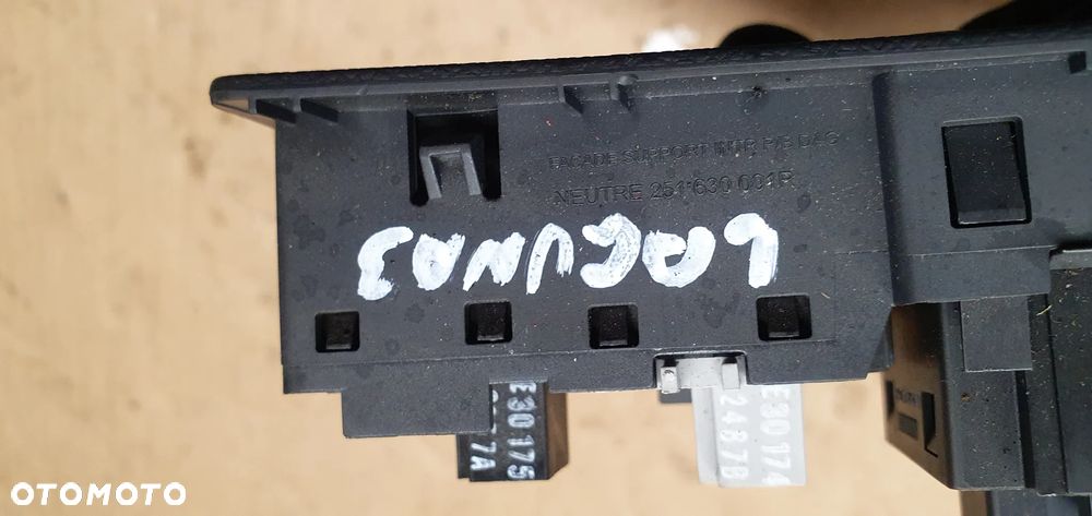 Panel sterowania przełącznik regulacji świateł Renault Laguna III 251630001R - 7