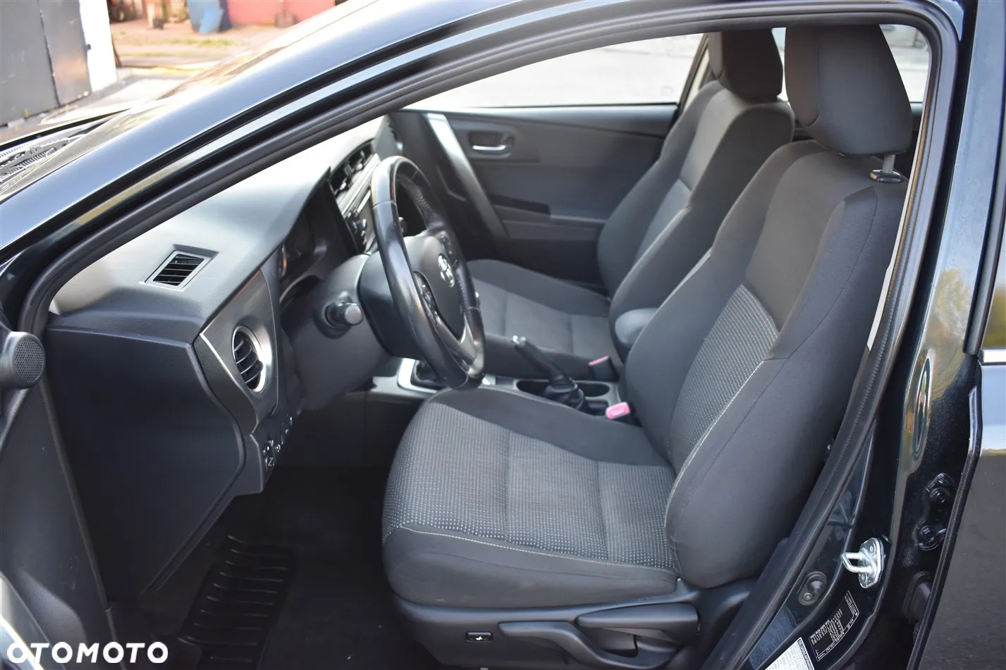Toyota Auris 1.6 Sprint - 11