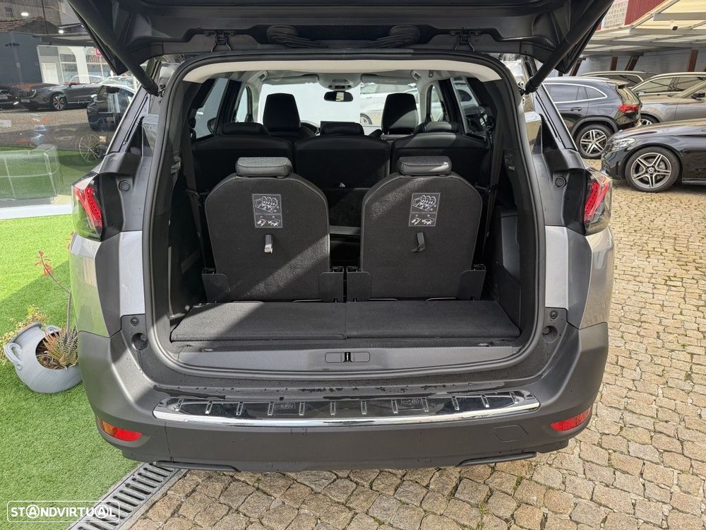 Peugeot 5008 1.2 PureTech Allure Pack EAT8 - 24