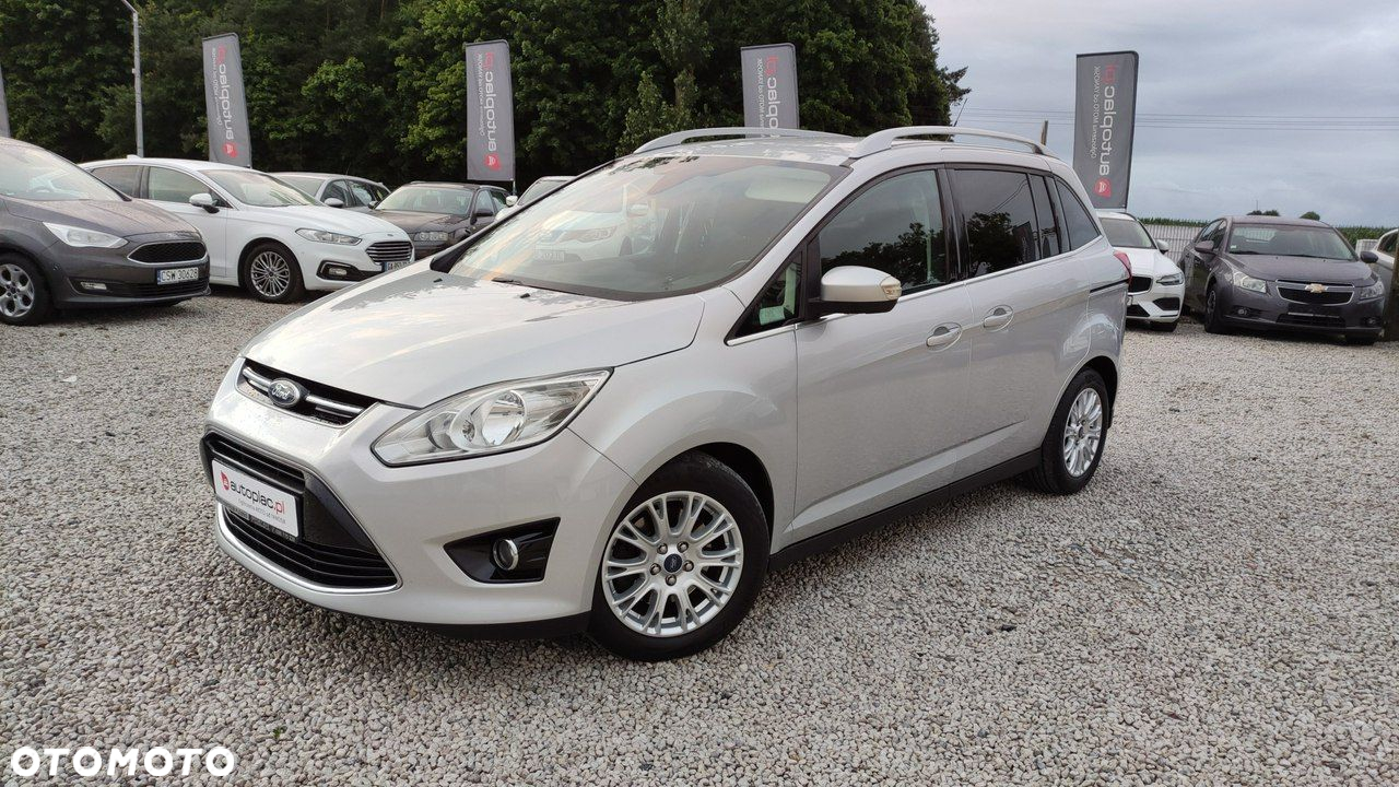 Ford Grand C-MAX - 29
