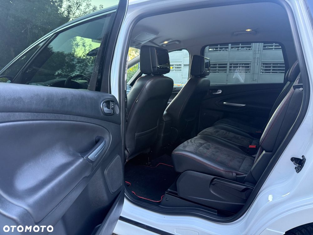 Ford S-Max - 23