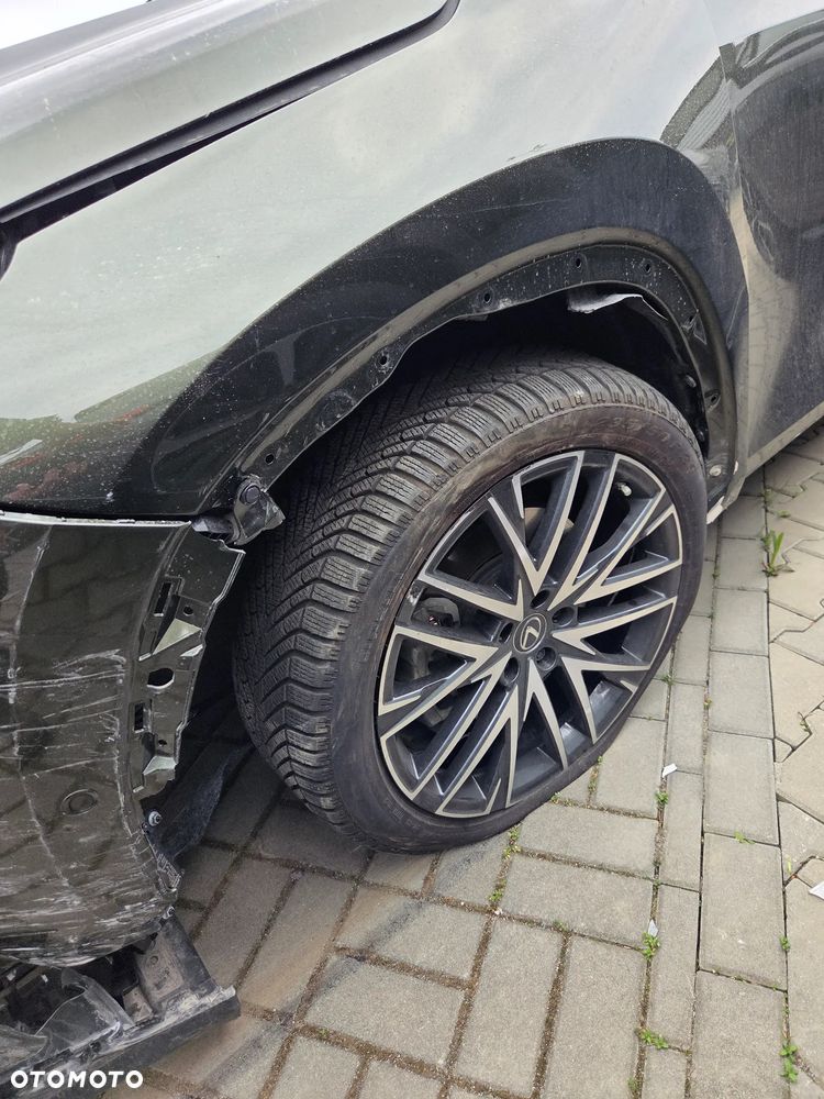 Lexus NX 450h+ Omotenashi AWD - 9