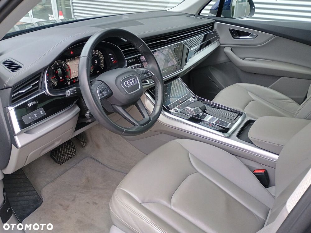 Audi Q7 - 22