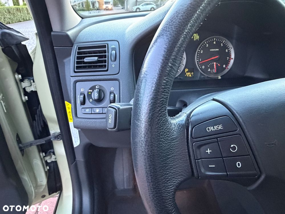 Volvo S40 2.4i Momentum - 28
