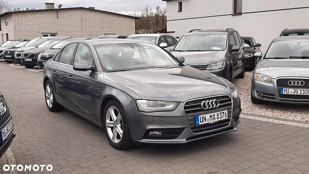 Audi A4 Limousine - 3