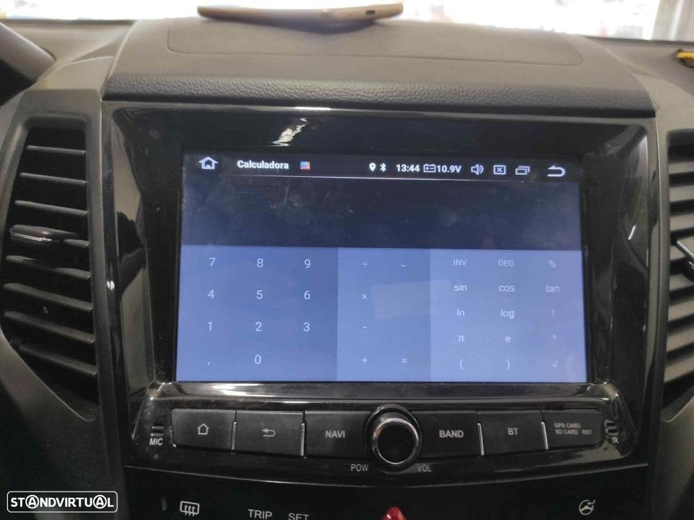 TELA/ECRÃ MULTIFUNÇÕES SSANGYONG XLV CLEVER EDITION 4X2 - 14