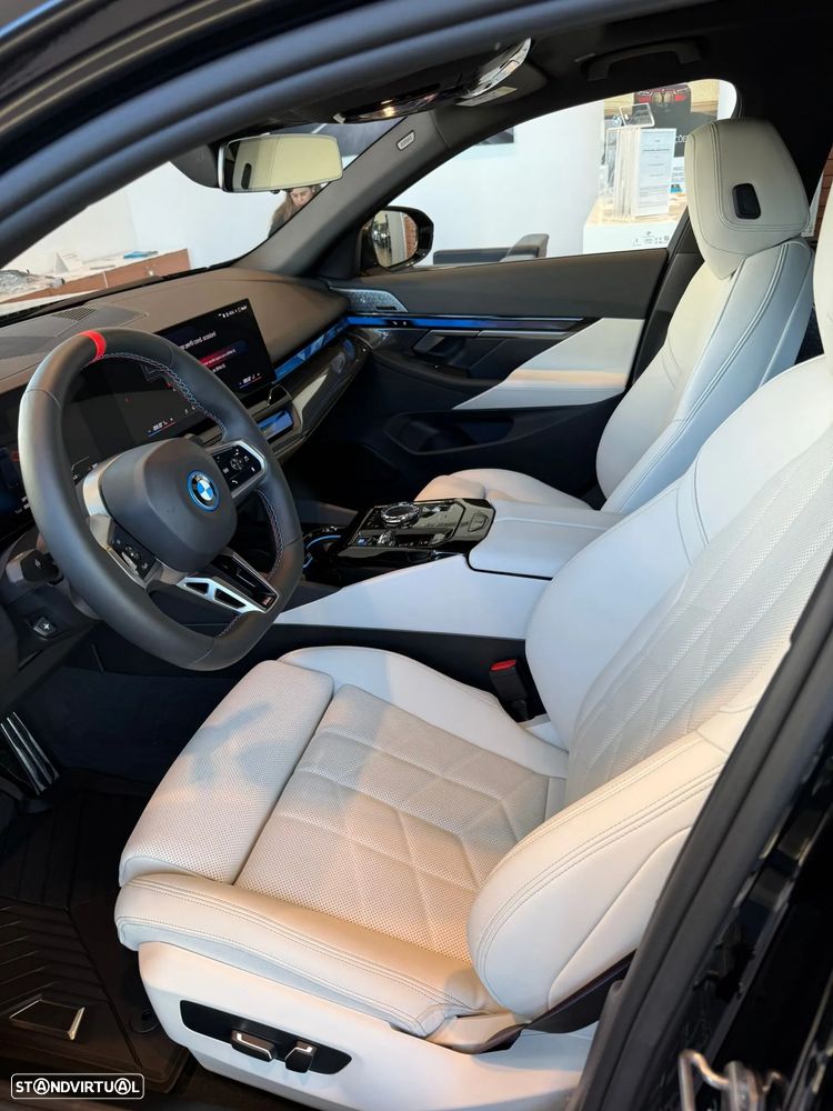 BMW i5 M60 xDrive Pack Desportivo M Pro - 8