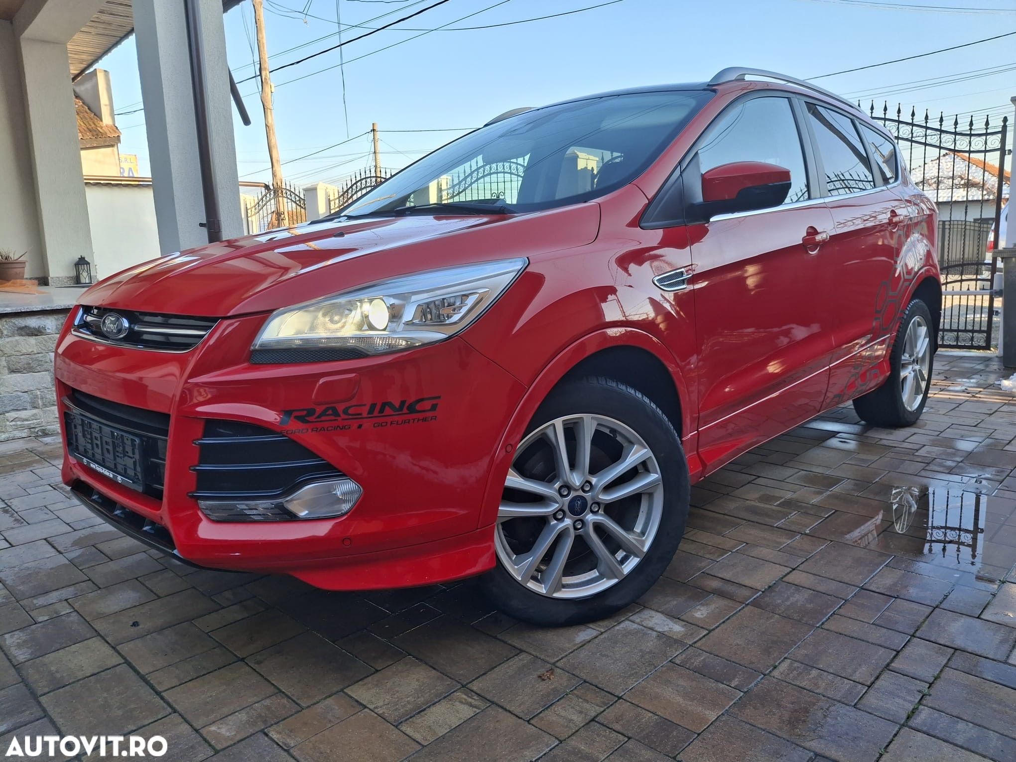 Ford Kuga 2.0 TDCi 4x4 Aut. Titanium - 1
