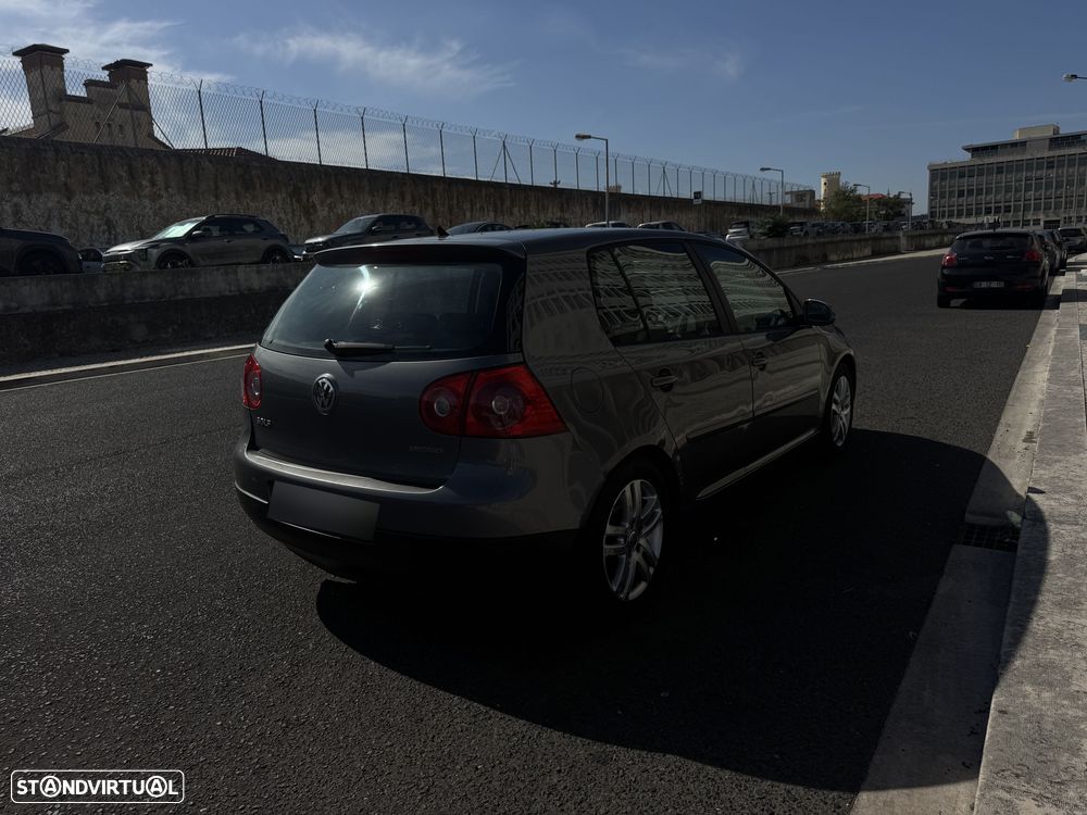 VW Golf - 6