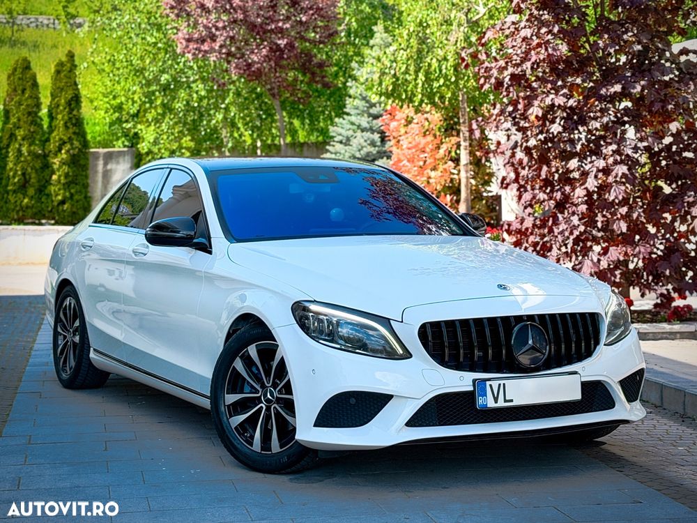 Mercedes-Benz C 220 d 4Matic 9G-TRONIC Avantgarde - 3