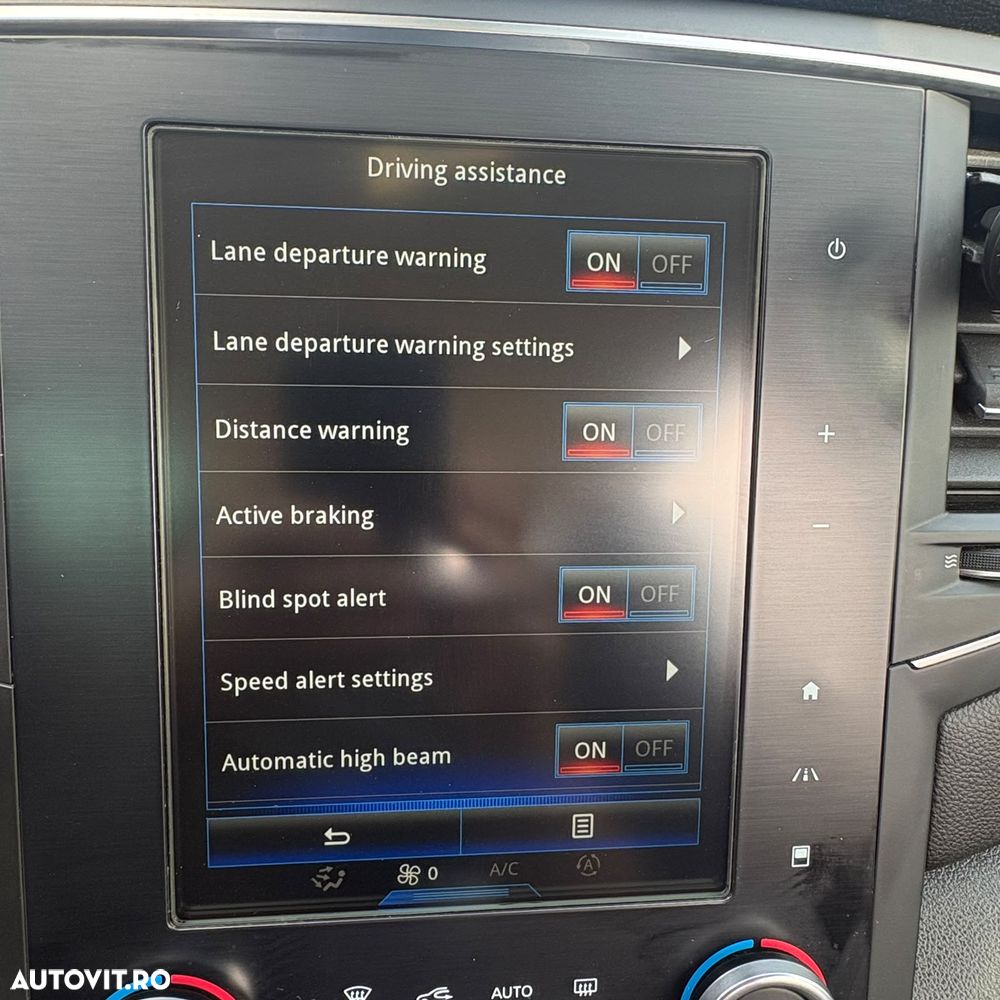 Renault Megane ENERGY dCi 130 BOSE EDITION - 5