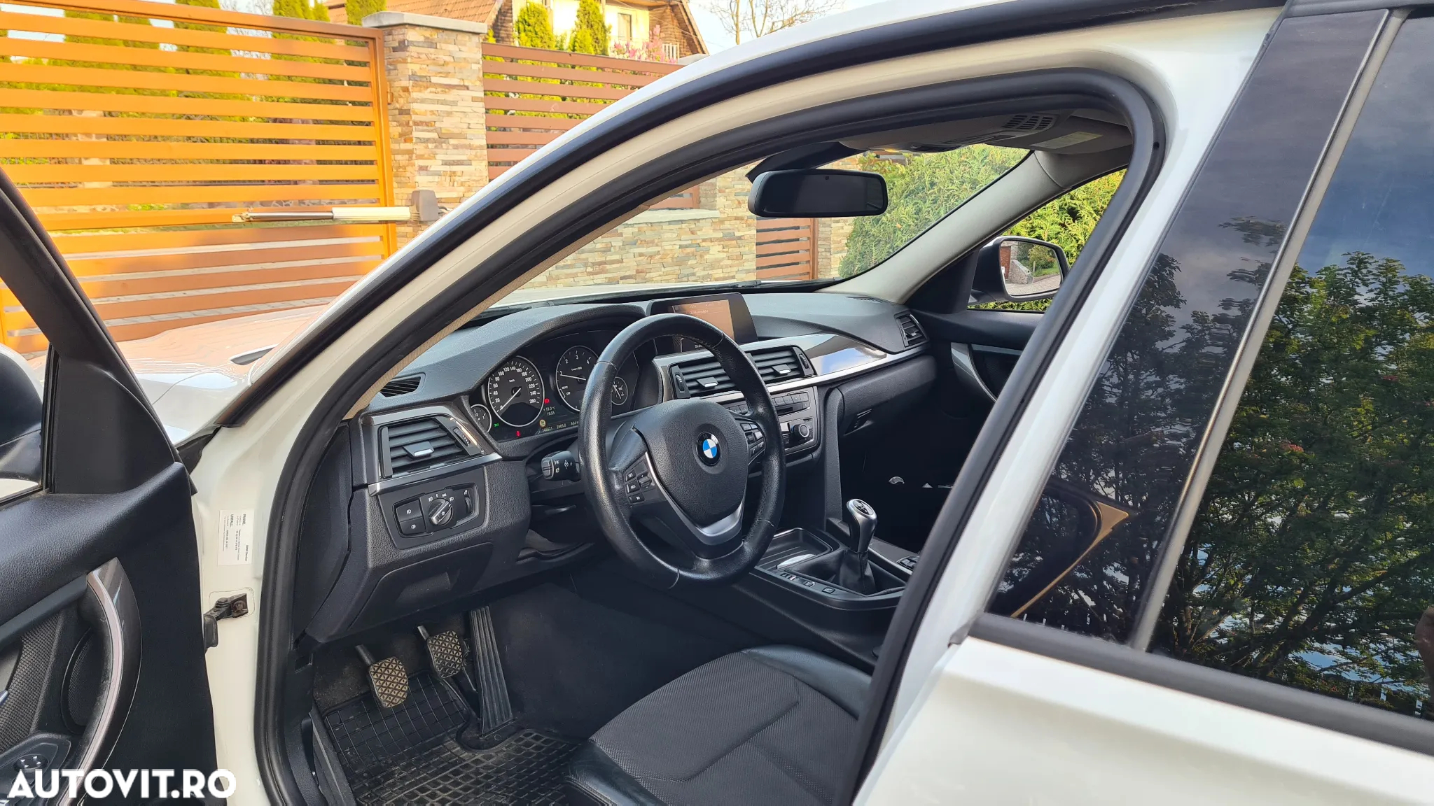 BMW Seria 3 316d - 13