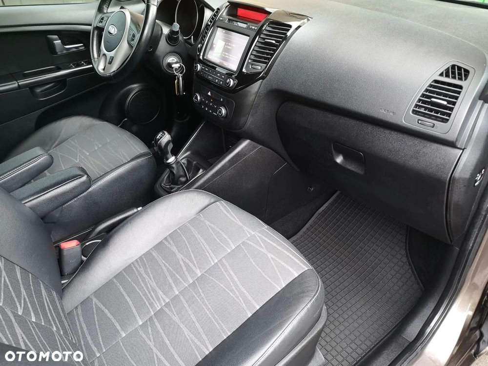 Kia Venga 1.4 Business Line - 14