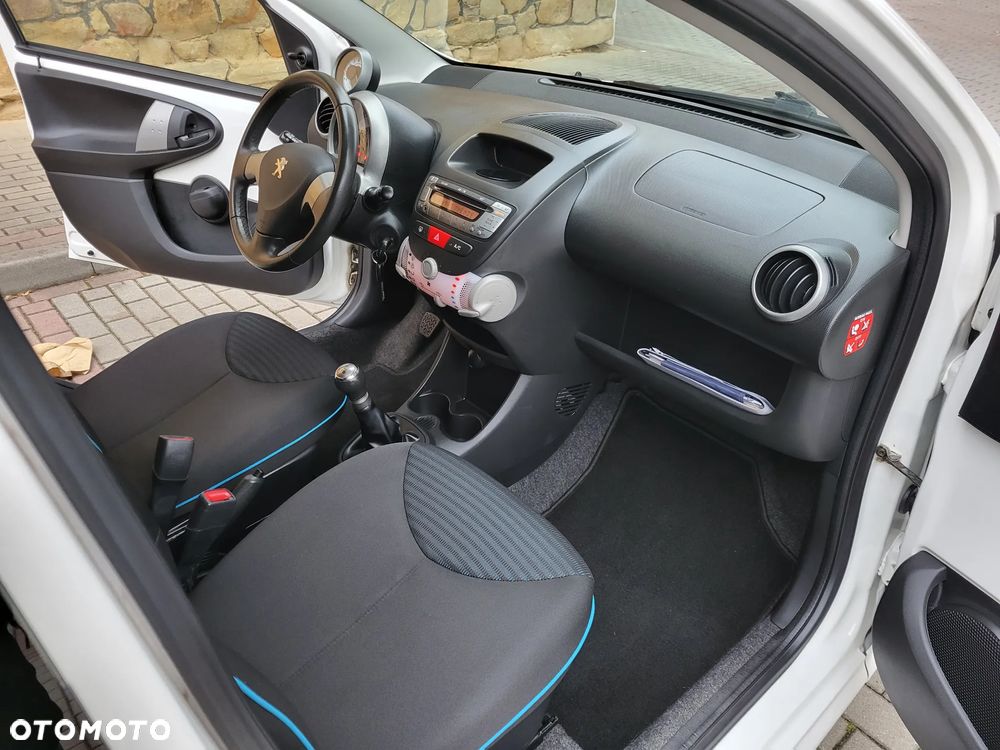 Peugeot 107 1.0 Trendy - 13