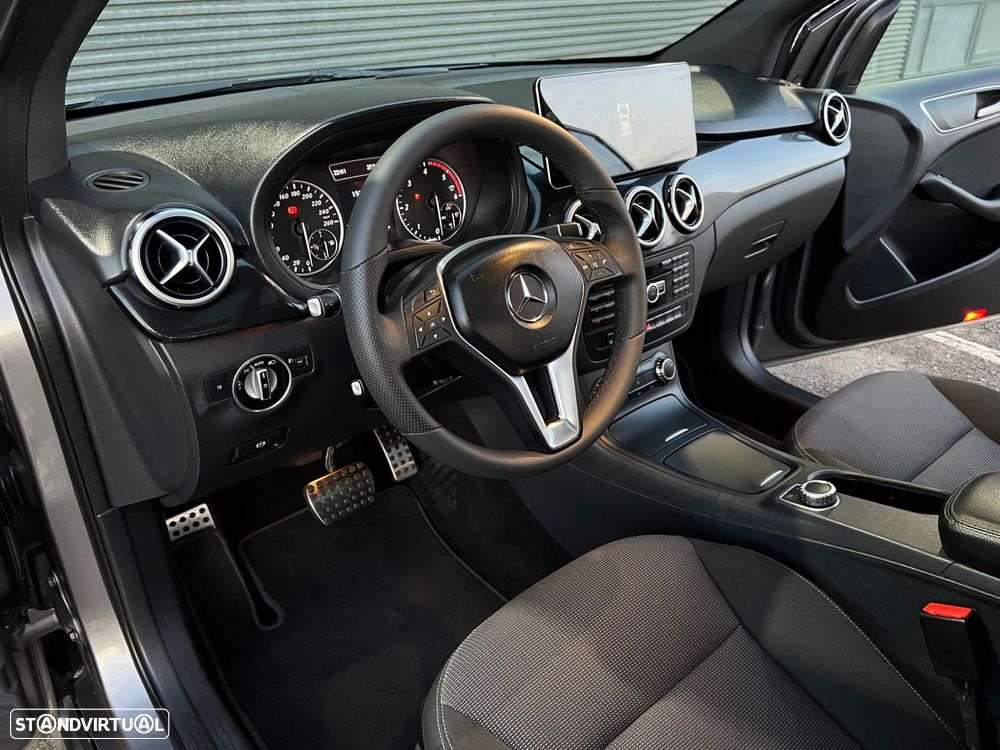 Mercedes-Benz B 180 CDI BlueEFFICIENCY Aut. - 10