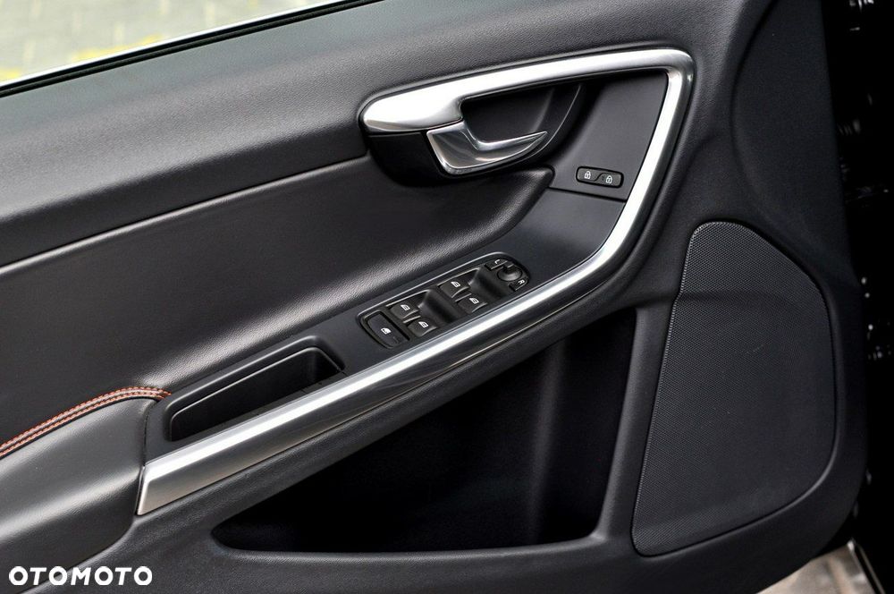 Volvo V60 D2 Ocean Race - 5