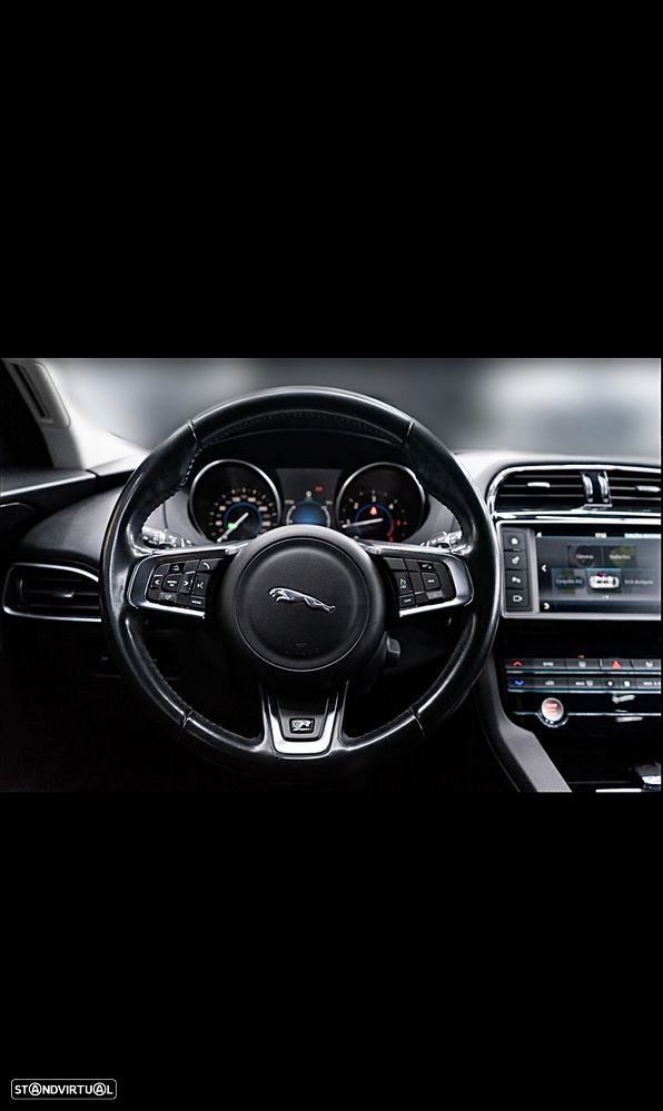 Jaguar F-Pace 25d AWD Aut. R-Sport - 6