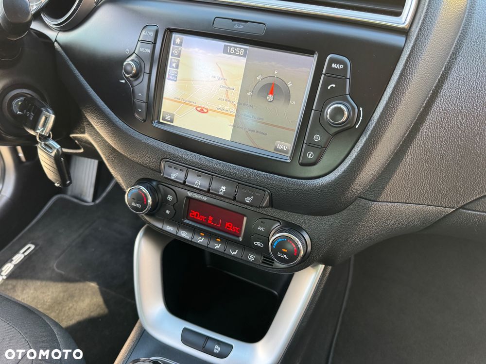 Kia Ceed 1.4 CVVT ISG Dream Team Edition - 33