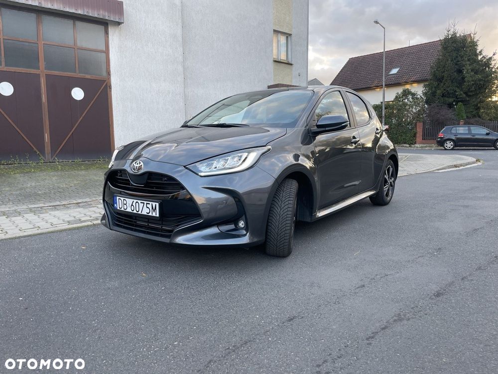 Toyota Yaris Hybrid 1.5 Style - 3