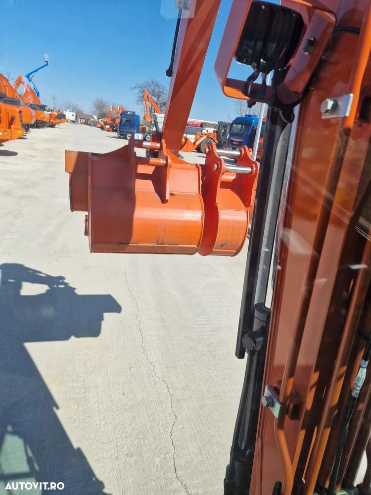 Hitachi 2,8t, PROTMOTIE-CUPLA RAPIDA+3 cupe, ZX26U-6, 2025, Instalatia picon, Grantie 2 ani, Posibilitate leasing 5 ani-PROMOTIE 36.500 EUR+Tva - 8