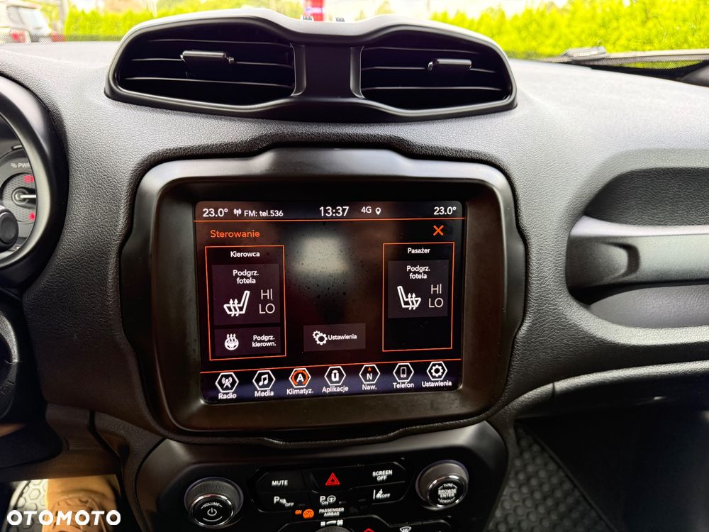Jeep Renegade 1.3 T-GDI 4xe Automatik S - 24