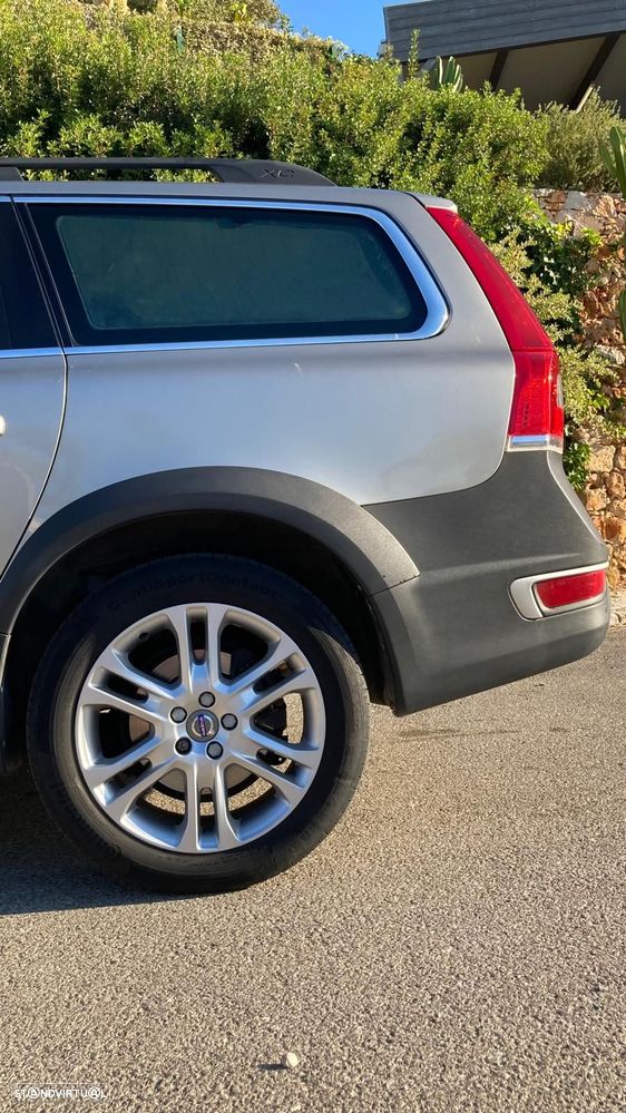Volvo XC 70 2.4 D4 Summum AWD Geartronic - 16
