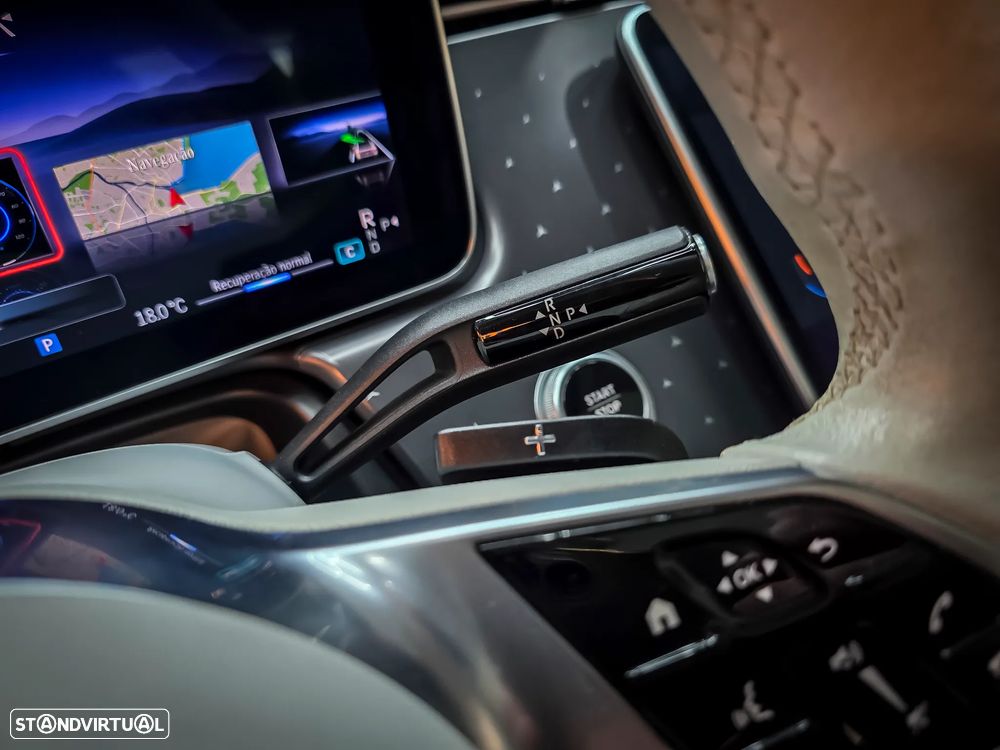 Mercedes-Benz EQE SUV 300 - 39