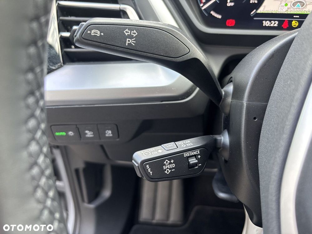 Audi Q4 e-tron - 13