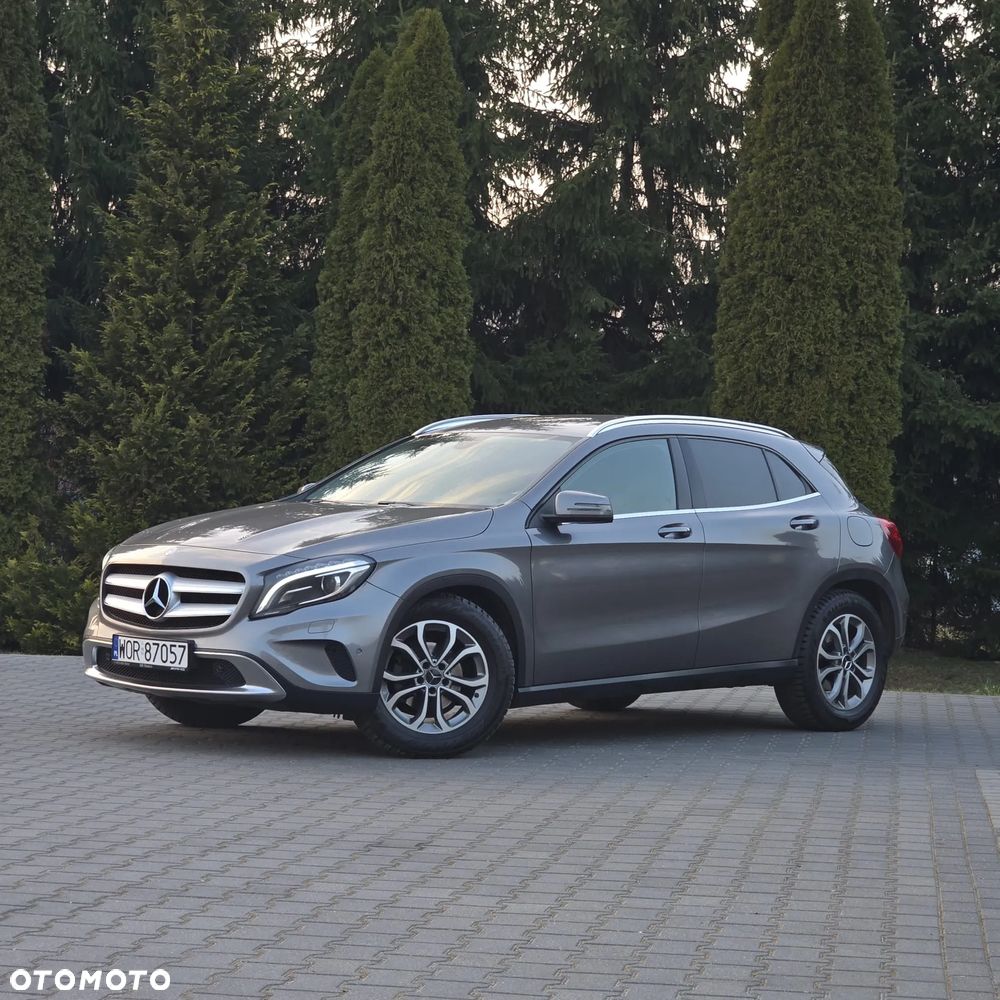 Mercedes-Benz GLA 220 d 4Matic 7G-DCT AMG Line - 9