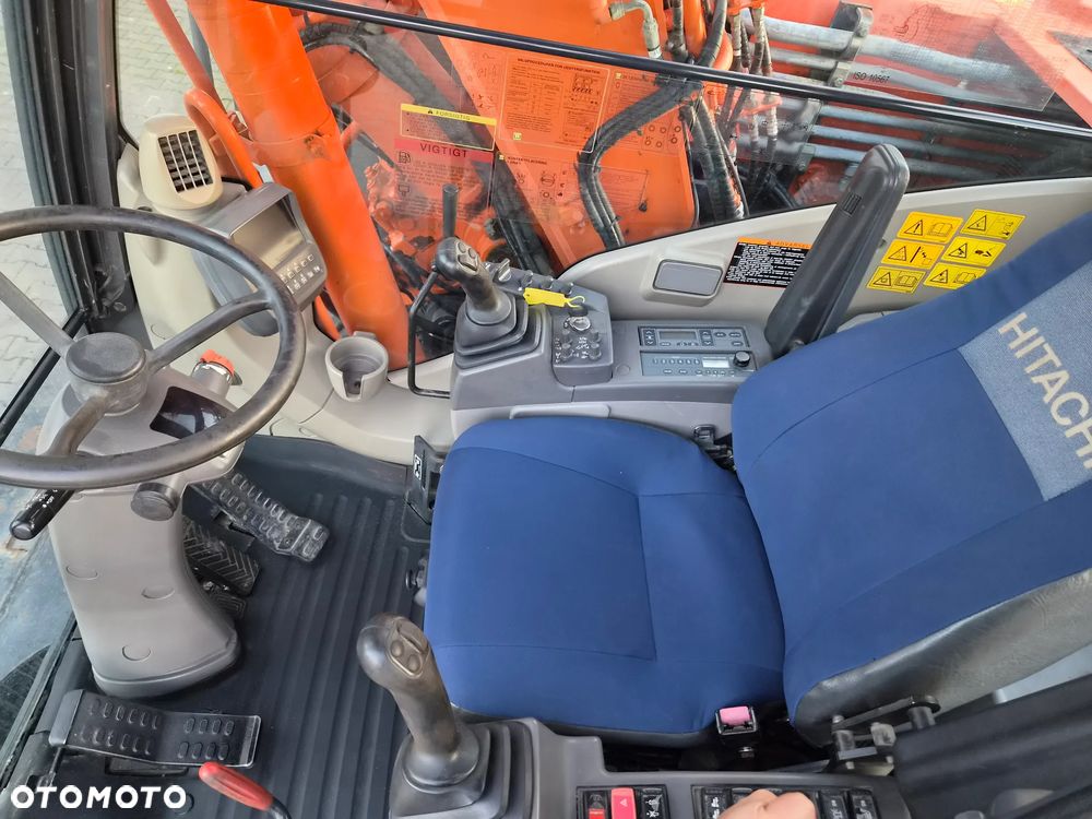 Hitachi ZX170W-3 - 19