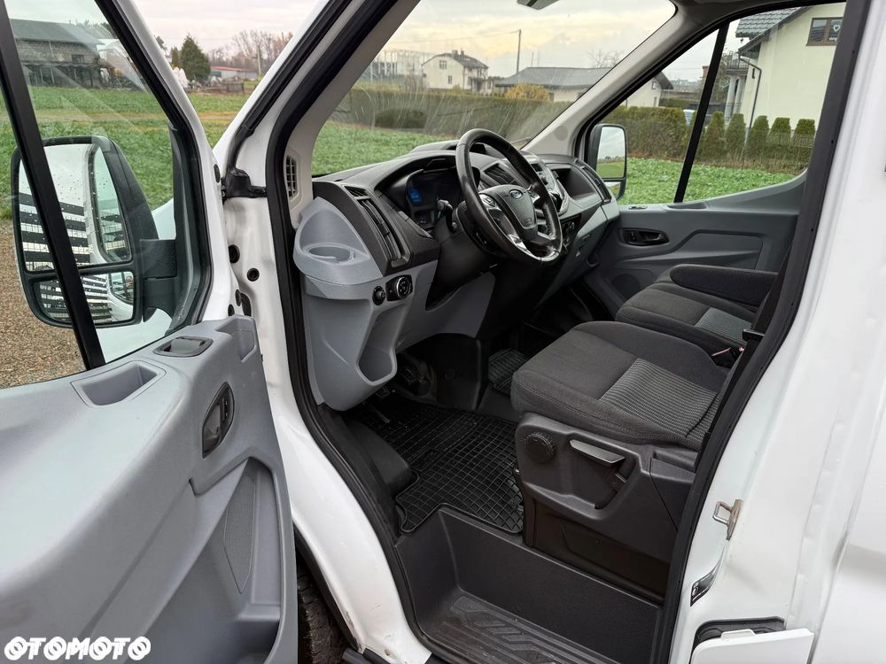 Ford Transit - 15
