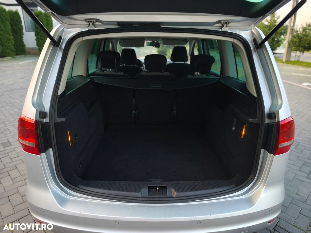 Volkswagen Sharan 2.0 TDI BlueMotion Technology Comfortline - 11
