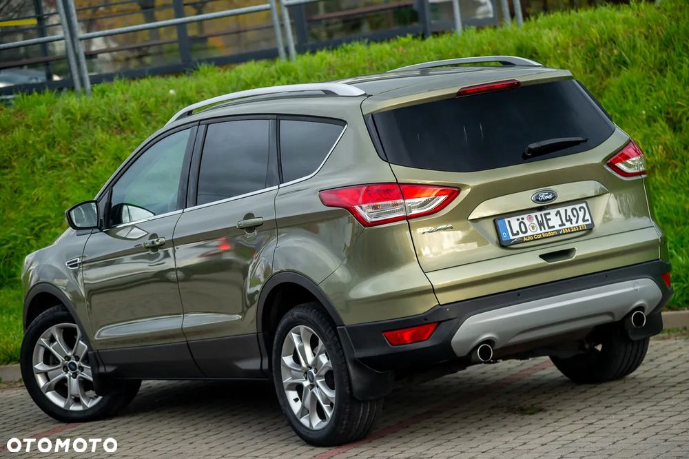 Ford Kuga 2.0 TDCi 4x4 Titanium - 4