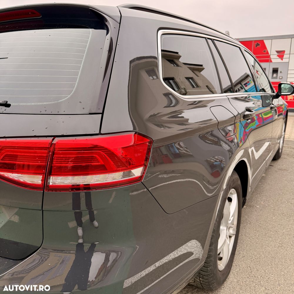 Volkswagen Passat 2.0 TDI Comfortline - 8