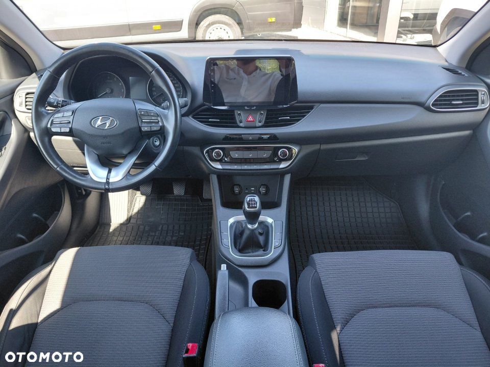 Hyundai i30 - 19