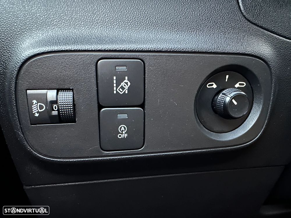 Citroën C3 1.2 PureTech Shine - 14