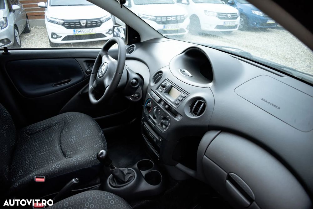 Toyota Yaris 1.3 Sol - 20