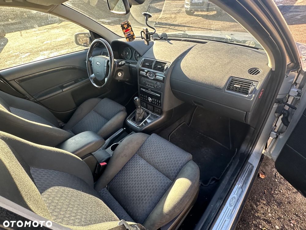 Ford Mondeo 1.8 Ambiente - 5