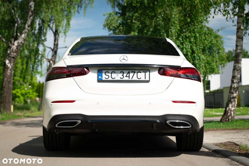 Mercedes-Benz Klasa E 220 d 4-Matic Business Edition - 14
