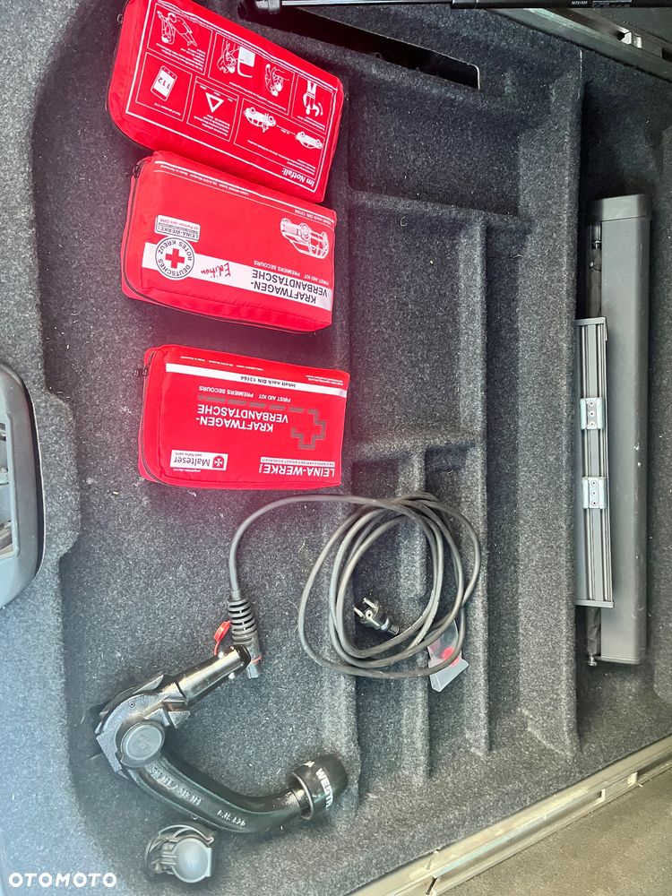 Volvo V70 2.0 - 15