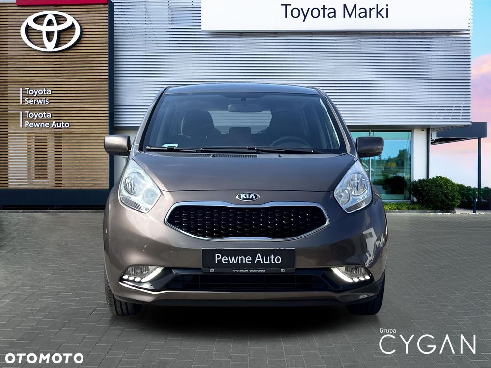 Kia Venga - 8