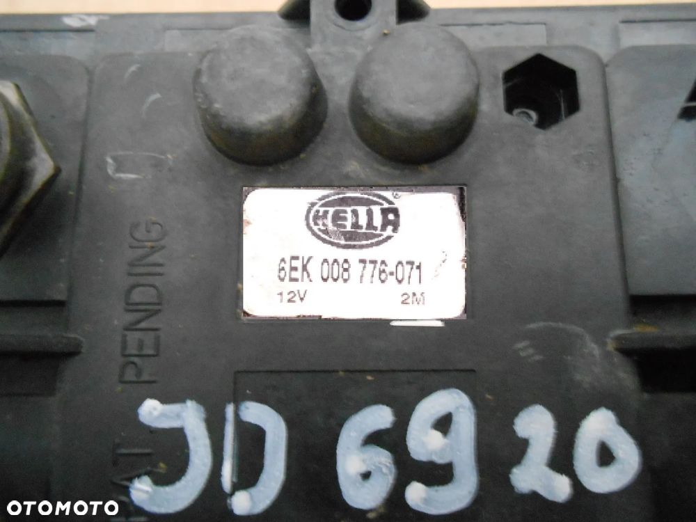 Wyłącznik główny prądu AL157174 John Deere 6920 - 2