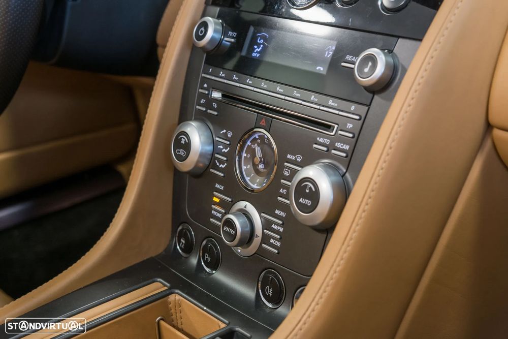 Aston Martin Vantage Roadster V8 Sportshift - 18