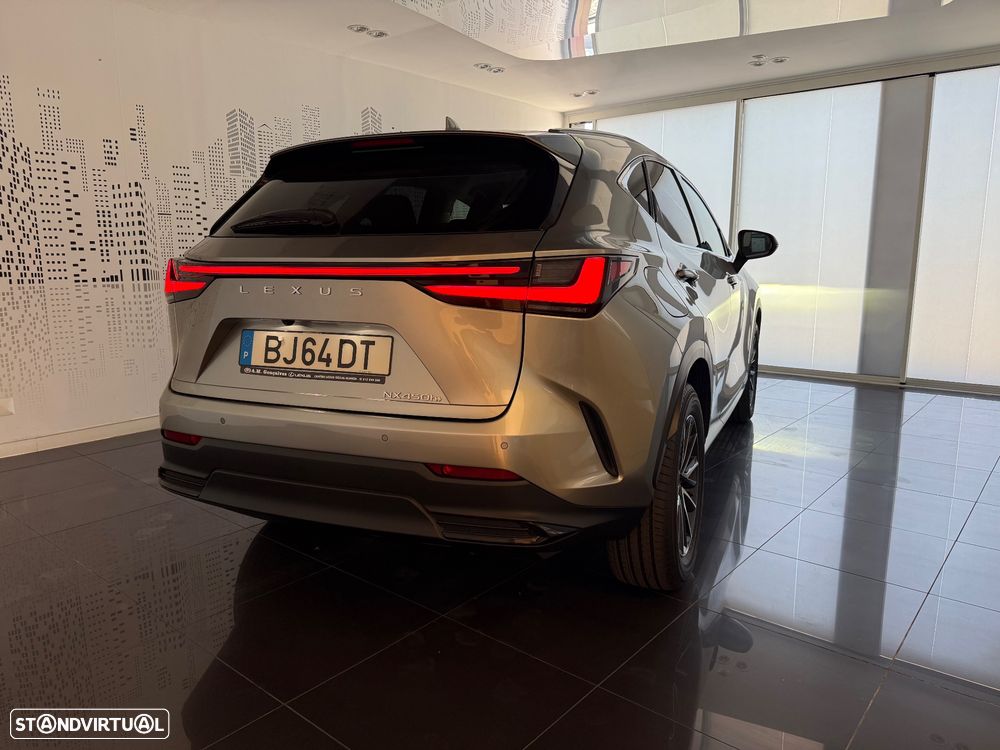 Lexus NX 450h+ Executive Plus - 10