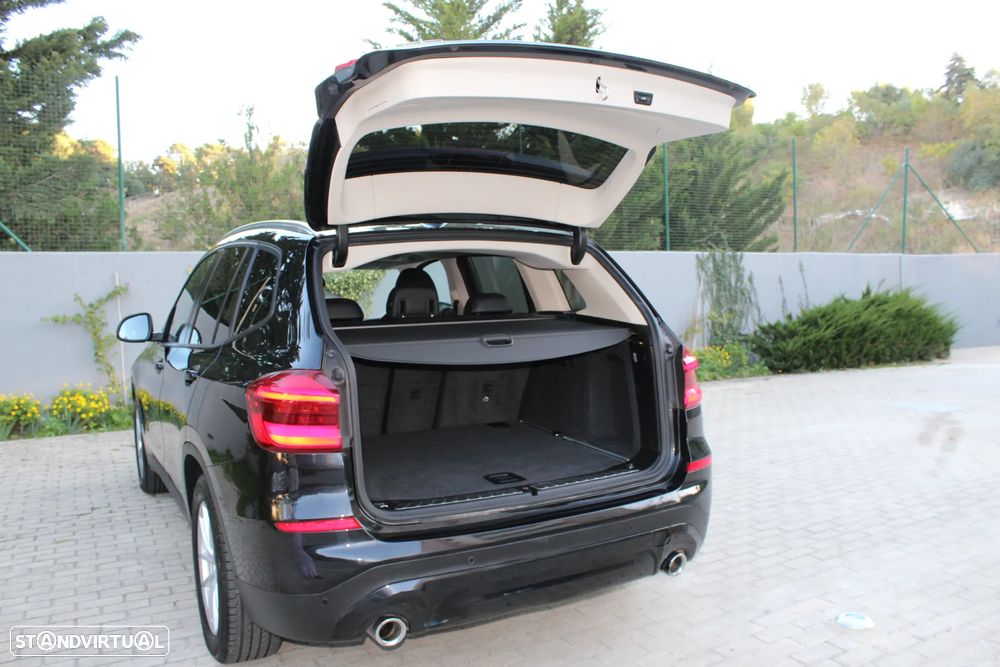 BMW X3 20 d xDrive Advantage - 43