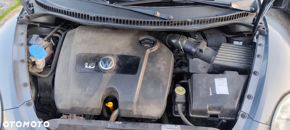 Volkswagen New Beetle 1.6 - 15