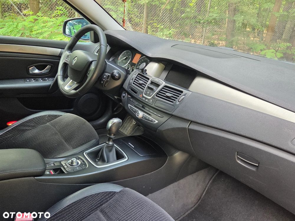 Renault Laguna 2.0 DCi Dynamique - 8