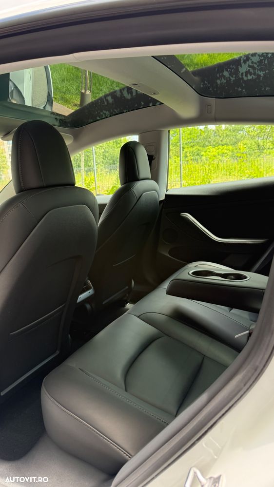 Tesla Model 3 RWD - 6