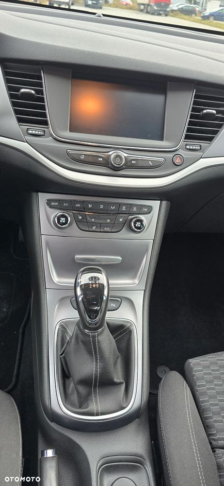 Opel Astra - 11