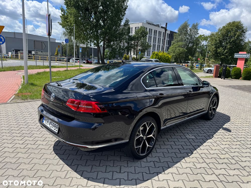 Volkswagen Passat - 5